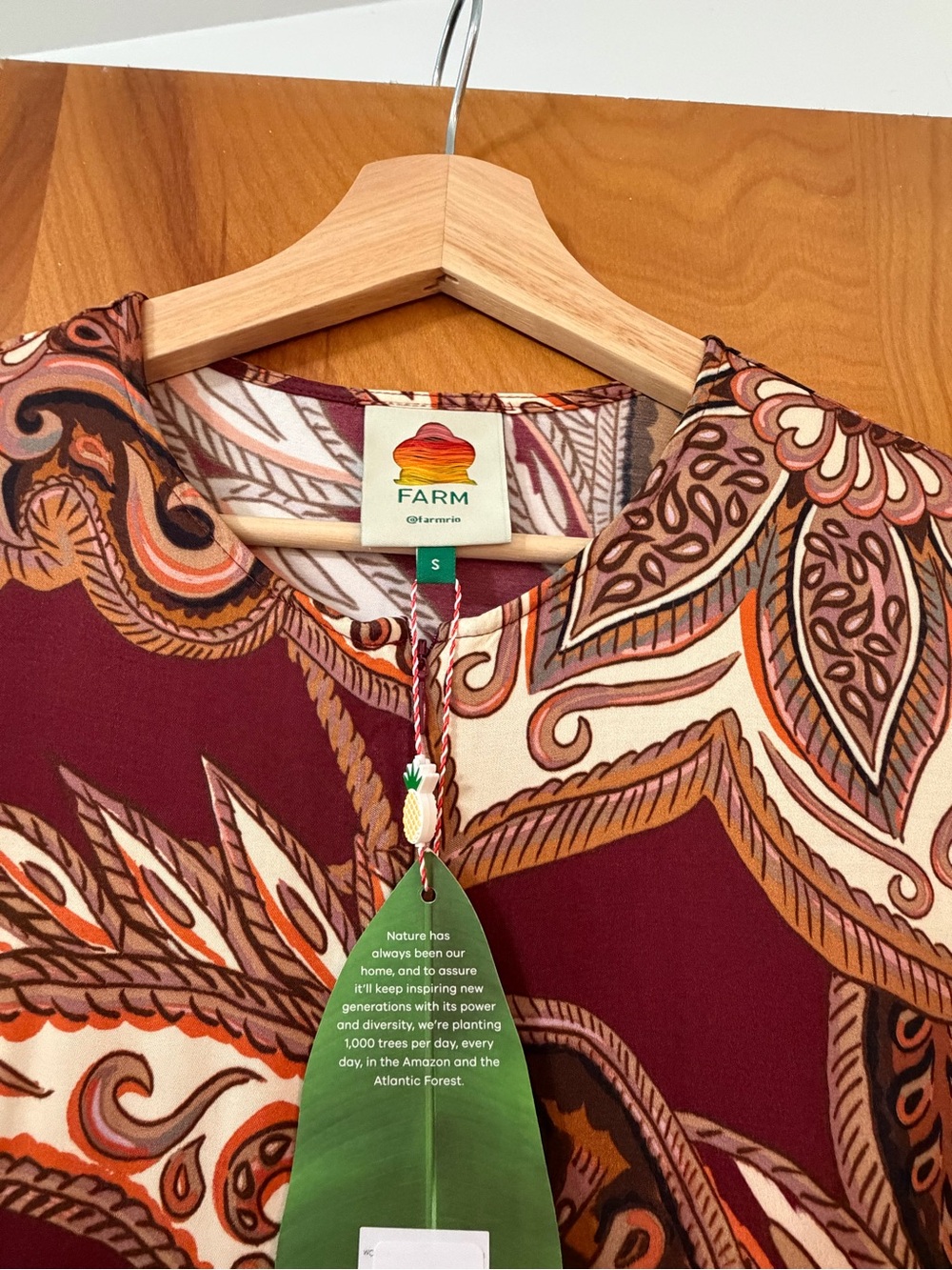 Farm Rio - Brand New (S) - Paisley Maxi Dress in Burgundy and Cream - Picture 9 of 9